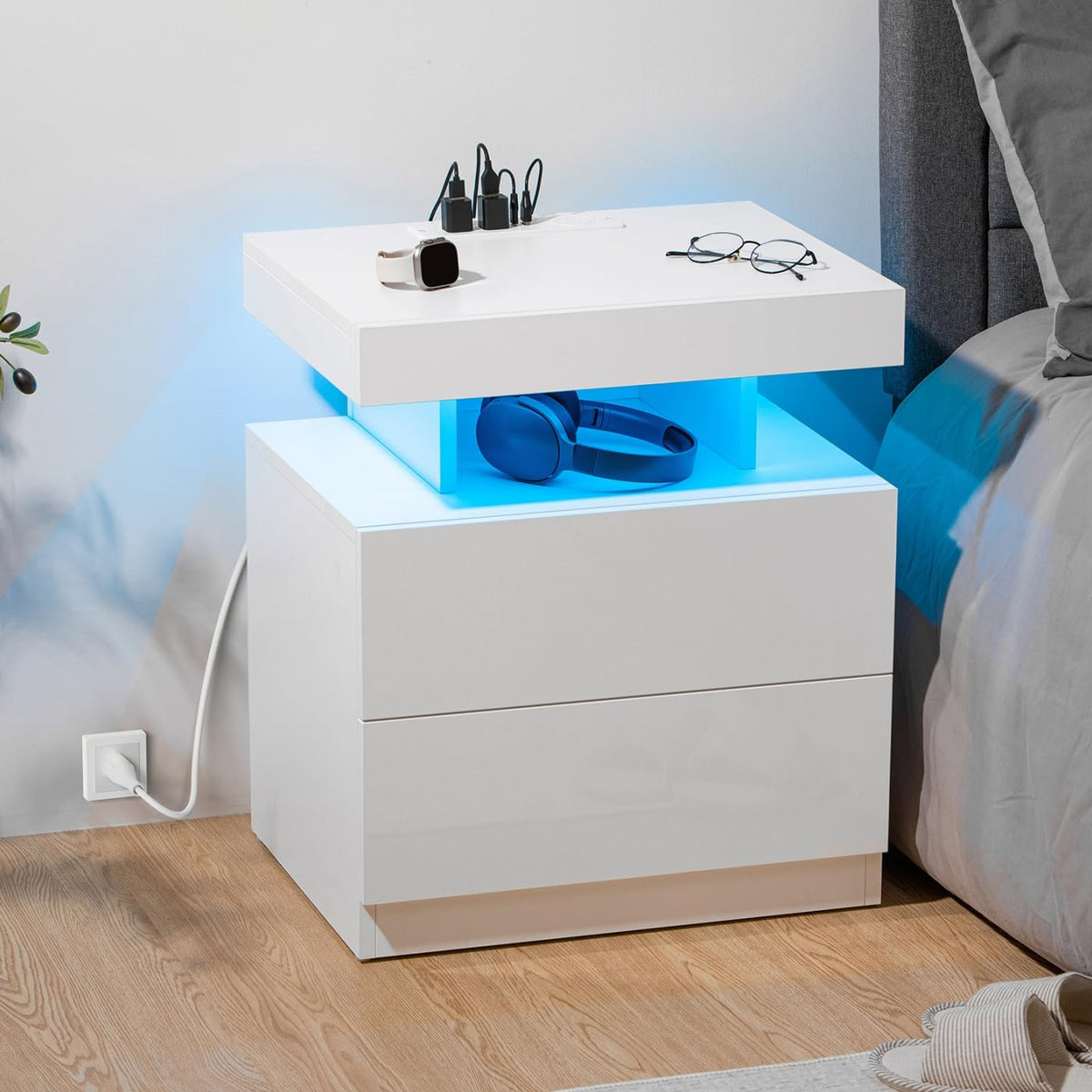White High Gloss 2 Drawer Nightstand with LED Light E620